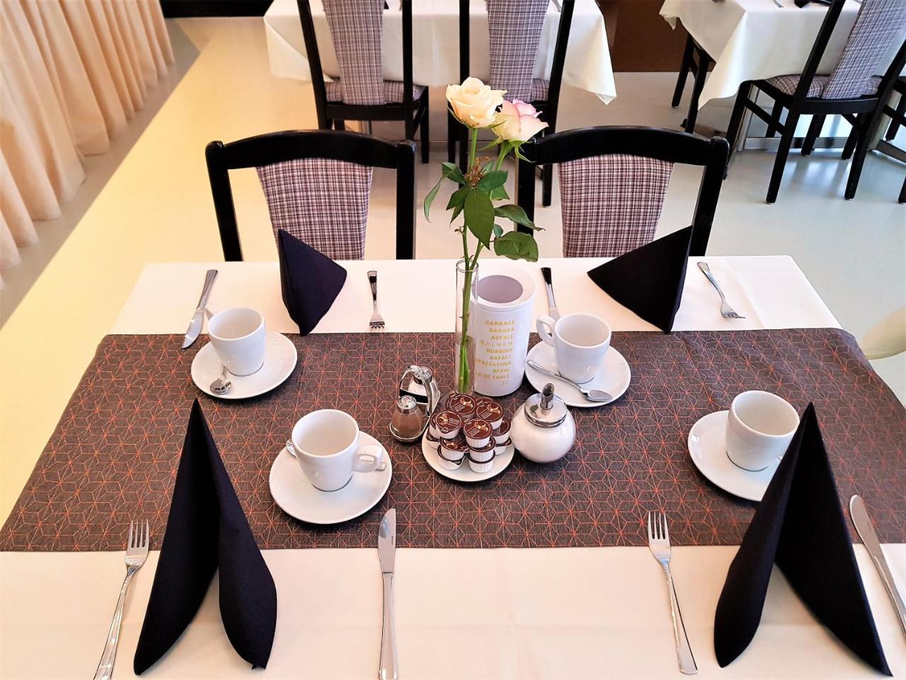 Hotel Weissach Am Neuenbuehl מראה חיצוני תמונה