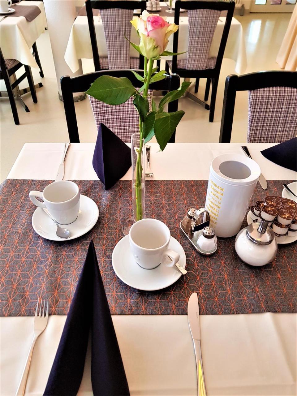 Hotel Weissach Am Neuenbuehl מראה חיצוני תמונה